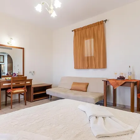 Anthi Naxos Apartahotel