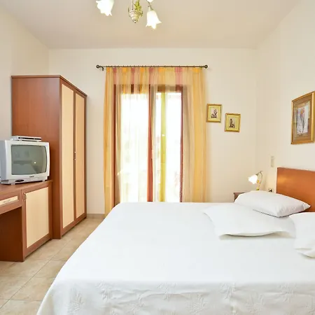 Anthi Naxos Agia Anna (Naxos)