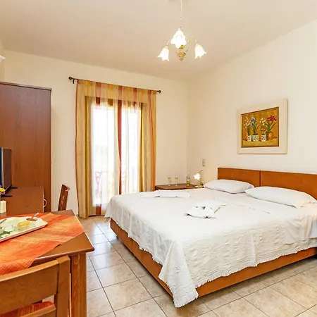 Anthi Naxos 3*