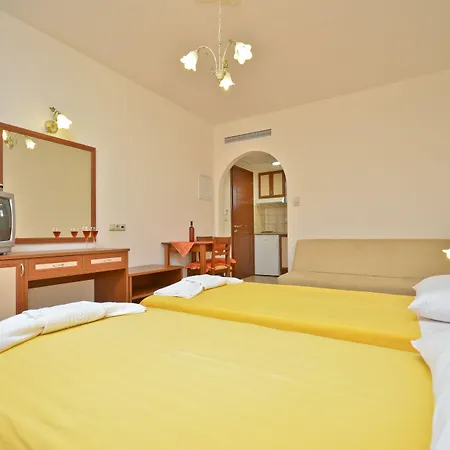 Aparthotel Anthi Naxos 3*